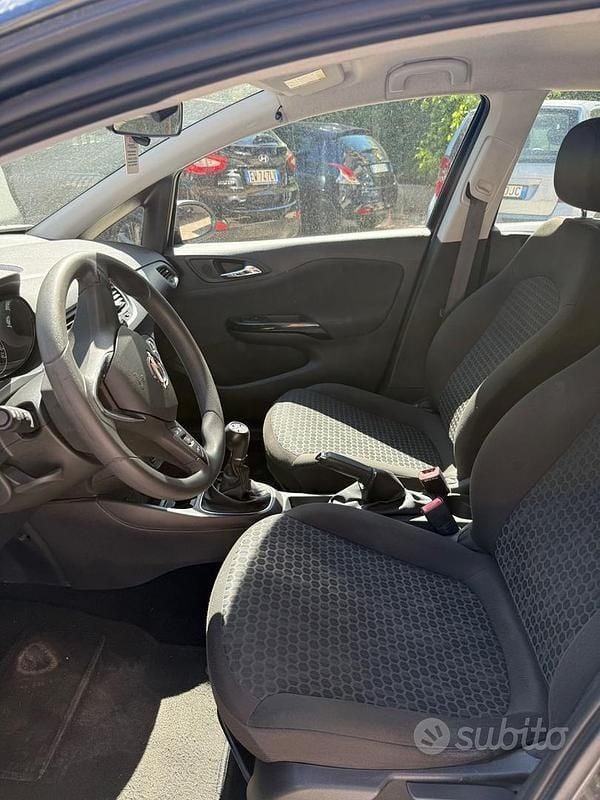 Usata Opel Corsa Innovation 90 CV (66 kW) 2018 Grigio Berlina