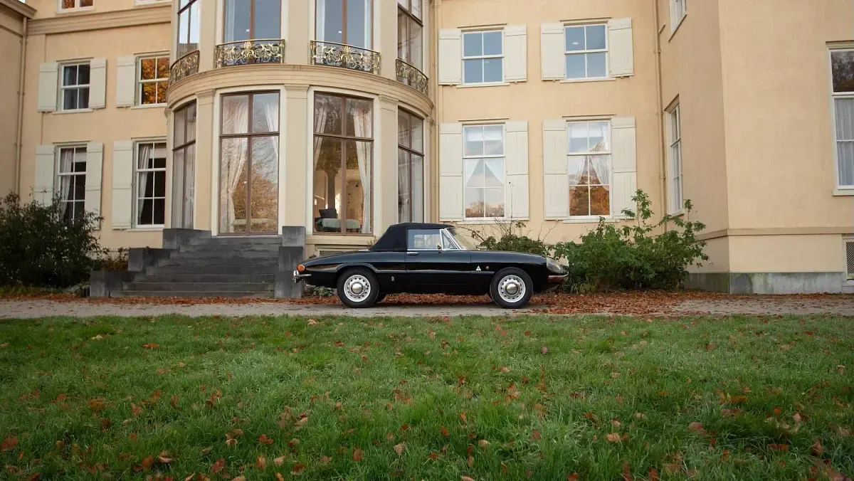Usata Alfa Romeo Spider 109 CV (80 kW) 1966 Nero Cabrio