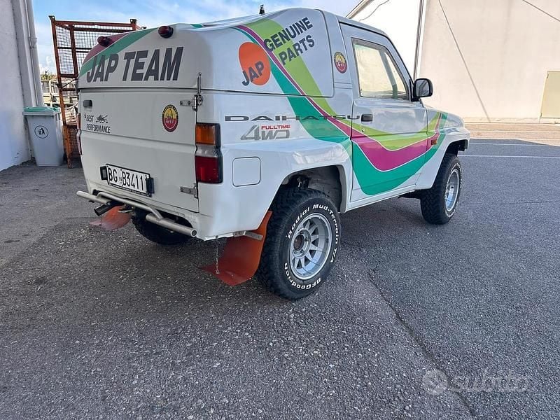 Usata Daihatsu Feroza 86 CV (63 kW) 1997 Bianco SUV