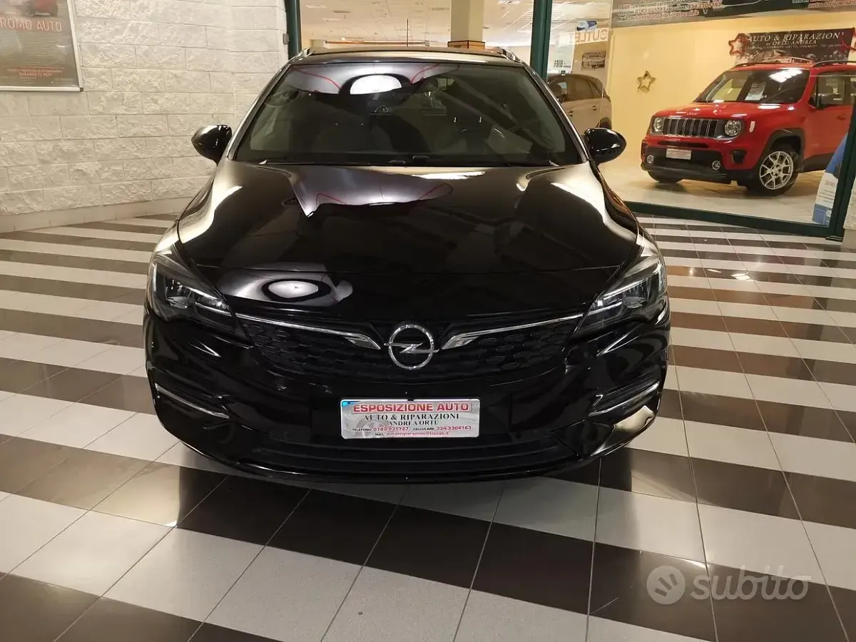 Usata Opel Astra S 122 CV (89 kW) 2022 Nero Utilitaria