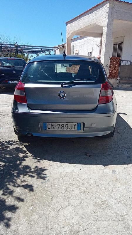 Usata BMW 118 122 CV (89 kW) 2005 Utilitaria