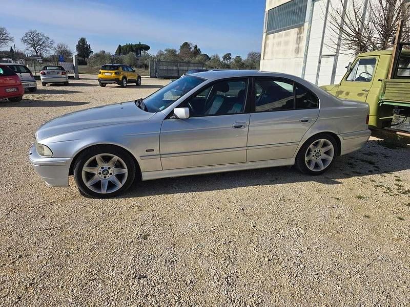 Usata BMW 525 163 CV (119 kW) 2001 Argento Berlina