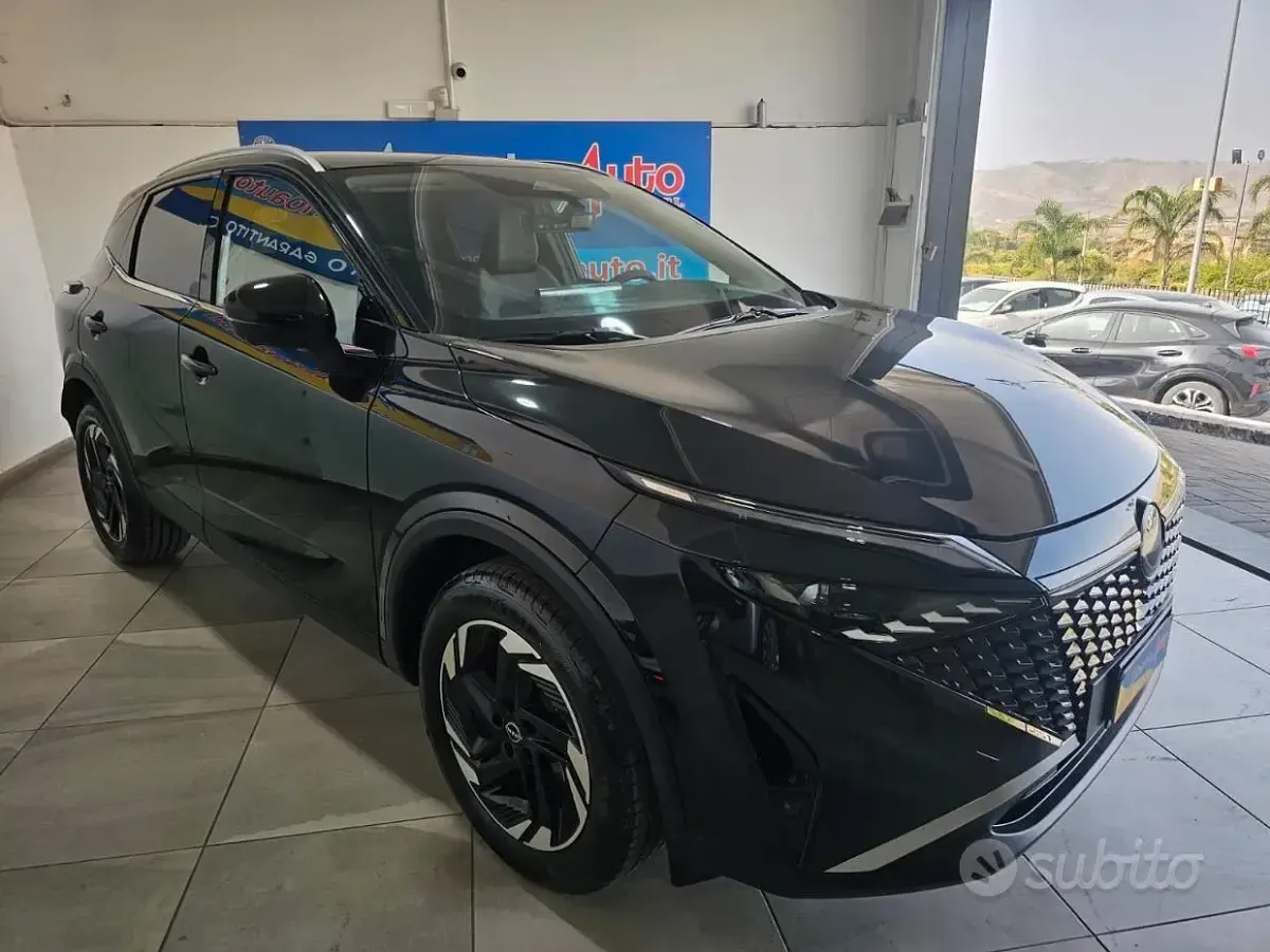 Nuova Nissan Qashqai N-Connecta 140 CV (102 kW) 2026 Nero SUV