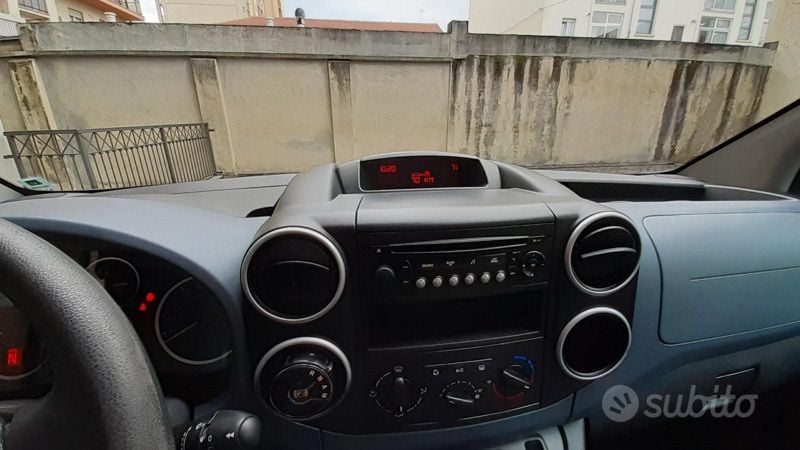 Usata Peugeot Partner 2014 Blu Monovolume