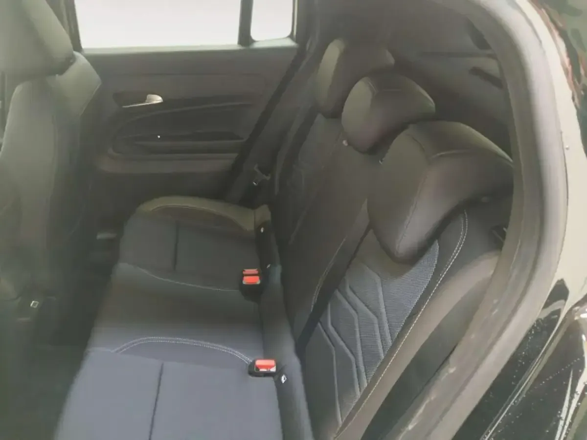 Nuova Jeep Avenger Summit 100 CV (73 kW) 2025 Nero SUV