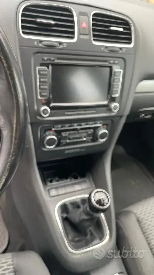 Usata VW Golf VI 110 CV (80 kW) 2010 Grigio Utilitaria