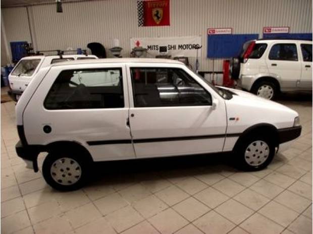 Venduto Fiat Uno 1.3 Benzina! 51 Kw! . - auto usate in vendita