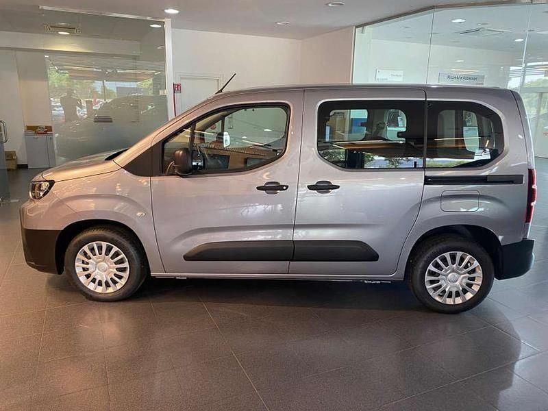 Nuova Toyota Proace City City 100 kW (136 CV) 2025 Grigio Monovolume