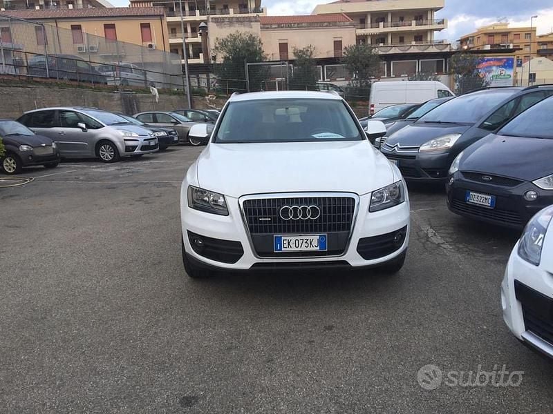 Bianco Usata 2011 Audi Q5 SUV | 7300 € (Ottimo prezzo) - Immagine 1/4