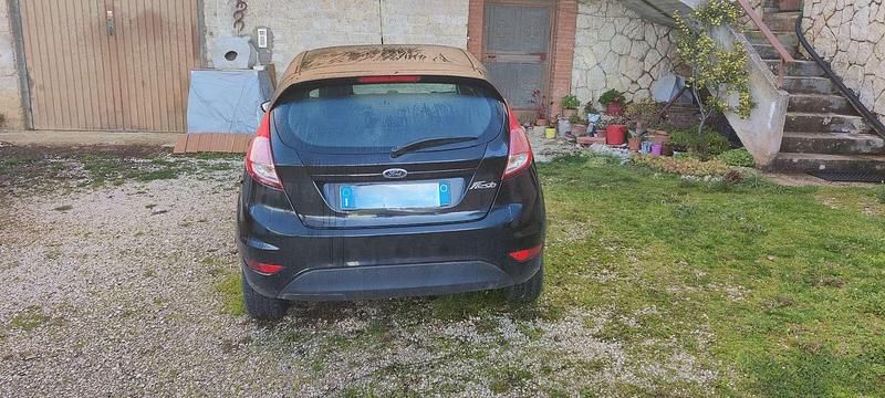 Usata Ford Fiesta Business Edition 95 CV (69 kW) 2016 Berlina