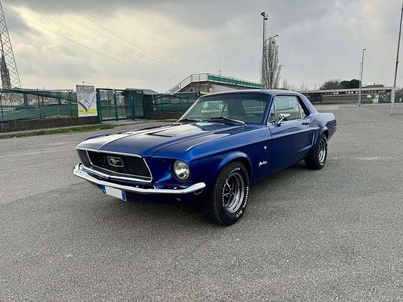 Usata Ford V8 310 CV (228 kW) 1968 Blu/azzurro Coupé