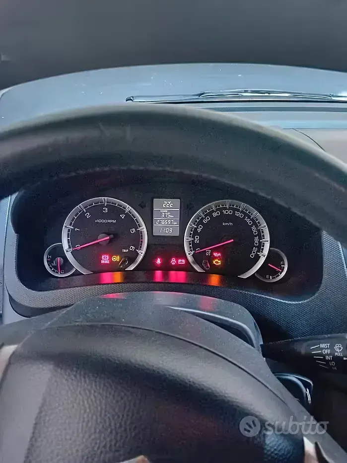 Usata Suzuki Swift 75 CV (55 kW) 2012 Bianco Utilitaria