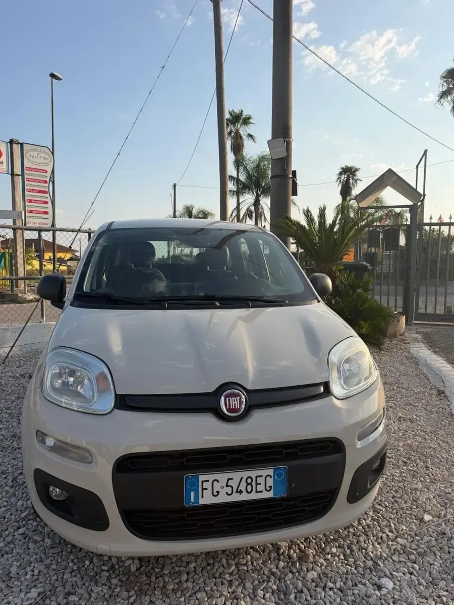Usata Fiat Panda Lounge 69 CV (50 kW) 2017 Beige Utilitaria