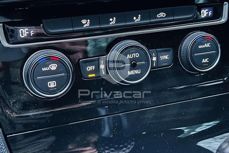 Usata VW Golf VII GTI 245 CV (180 kW) 2017 Blu Berlina