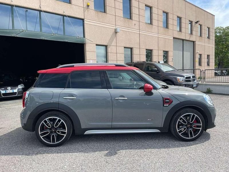 Usata Mini John Cooper Works Countryman Hype 231 CV (169 kW) 2017 Perla, tetto rosso SUV