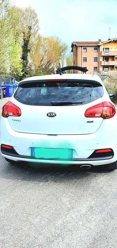 Usata Kia Ceed DREAM-TEAM Edition 116 CV (85 kW) 2015 Utilitaria