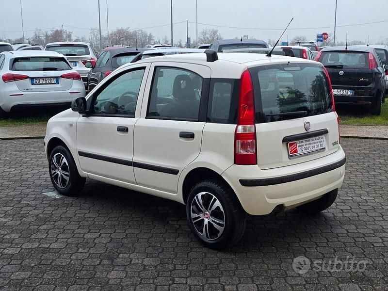 Usata Fiat Panda Classica 69 CV (50 kW) 2012 Bianco Utilitaria