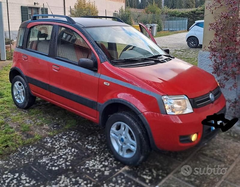 Usata Fiat Panda 2006 Rosso Utilitaria