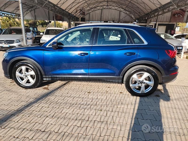 Usata Audi Q3 150 CV (110 kW) 2022 Blu SUV