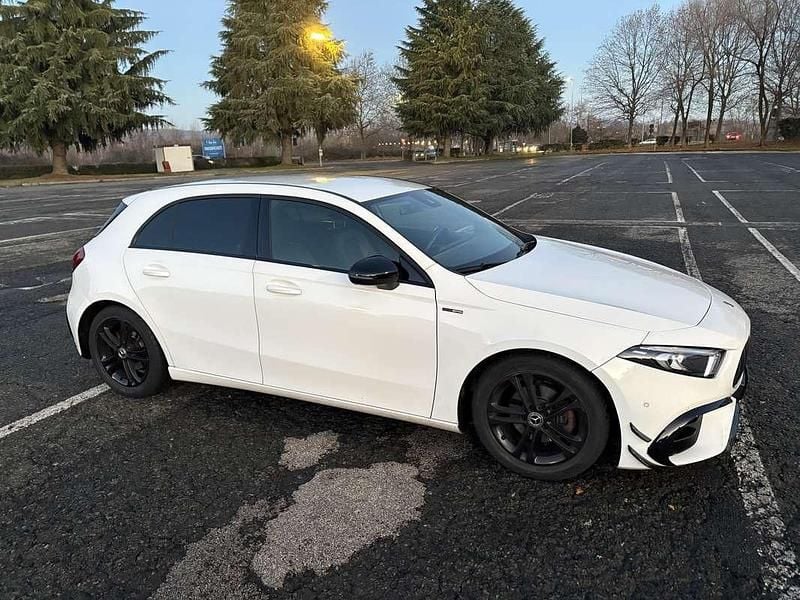 Usata Mercedes A180 Business 116 CV (85 kW) 2019 Berlina