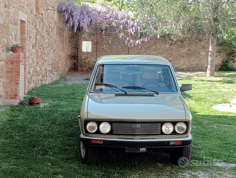 Usata Fiat 132 98 CV (72 kW) 1981 Verde Berlina