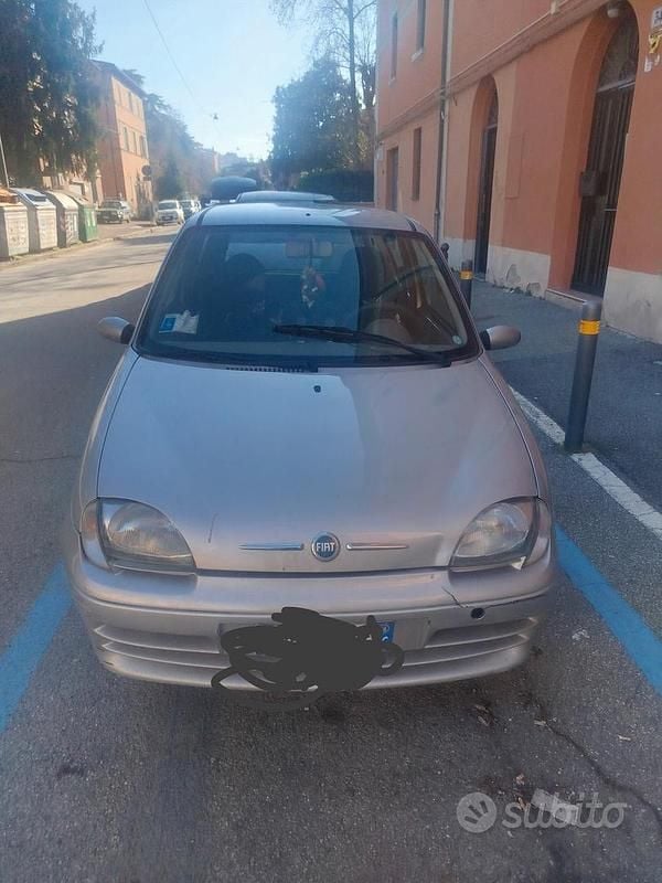 Usata Fiat 600 54 CV (39 kW) 2006 Grigio Utilitaria
