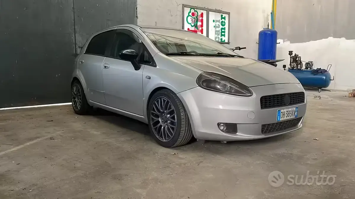 Usado Fiat Grande Punto Dynamic 90 HP (66 kW) 2007 Citadino
