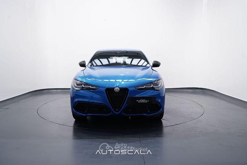 Usata Alfa Romeo Stelvio Sprint 160 CV (117 kW) 2024 Blu SUV