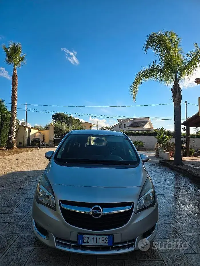 Usata Opel Meriva 95 CV (69 kW) 2015 Grigio Monovolume