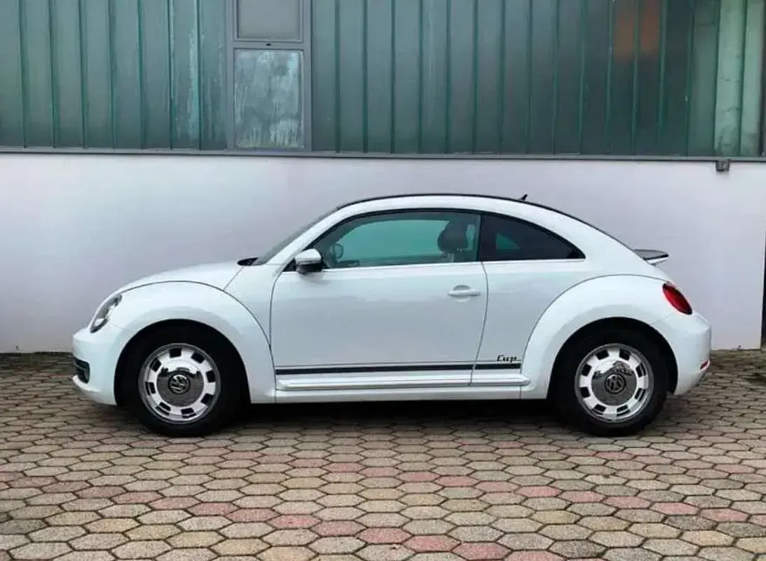 Usata VW Beetle Edition 105 CV (77 kW) 2014 Utilitaria