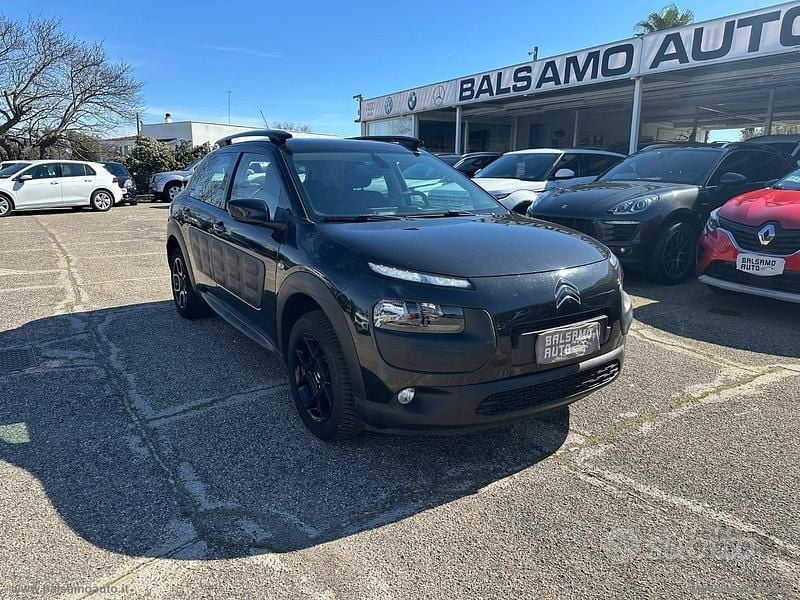 Usata Citroën C4 Shine 99 CV (72 kW) 2016 Nero SUV