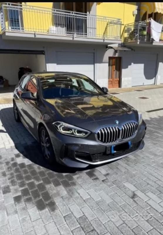 Usata BMW 118 M Sport 150 CV (110 kW) 2021 Grigio Utilitaria