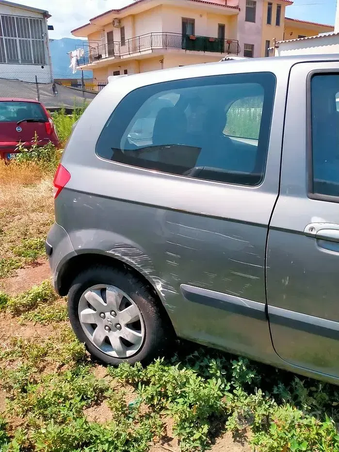 Usata Hyundai Getz Style 82 CV (60 kW) 2005 Grigio Utilitaria