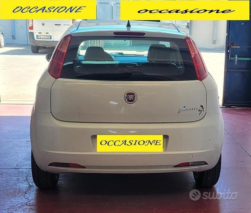 Usata Fiat Grande Punto S 69 CV (50 kW) 2013 Bianco Utilitaria