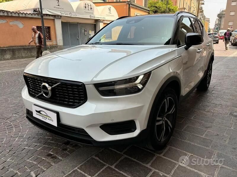 Usata Volvo XC40 R-Design 150 CV (110 kW) 2020 Bianco SUV