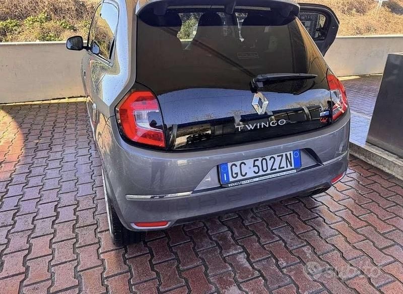 Usata Renault Twingo Vibes 30 kW (42 CV) 2020 Utilitaria