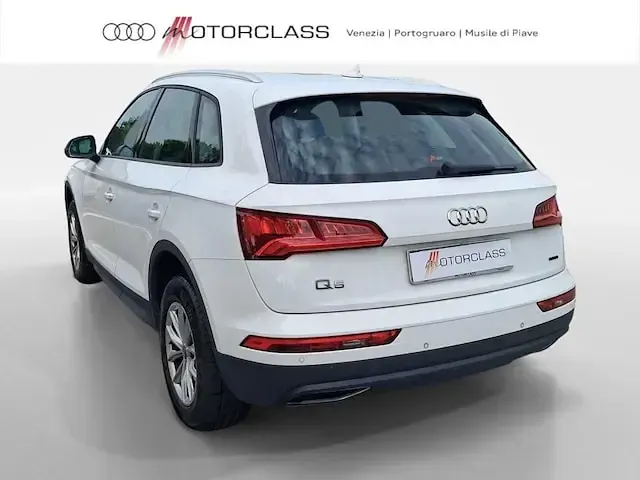 Usata Audi Q5 Business 190 CV (139 kW) 2020 Bianco ibis SUV