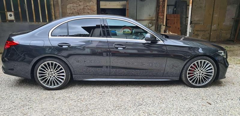 Usata Mercedes C300e AMG line 265 CV (194 kW) 2024 Grigio Berlina