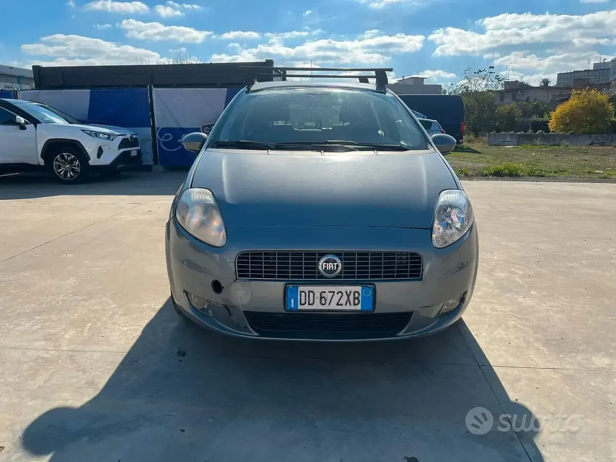 Usata Fiat Grande Punto 65 CV (47 kW) 2006 Utilitaria