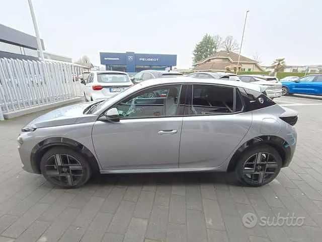 Usata Lancia Ypsilon 110 CV (80 kW) 2025 Utilitaria