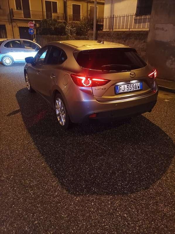 Usata Mazda 3 Exceed 105 CV (77 kW) 2017 Berlina