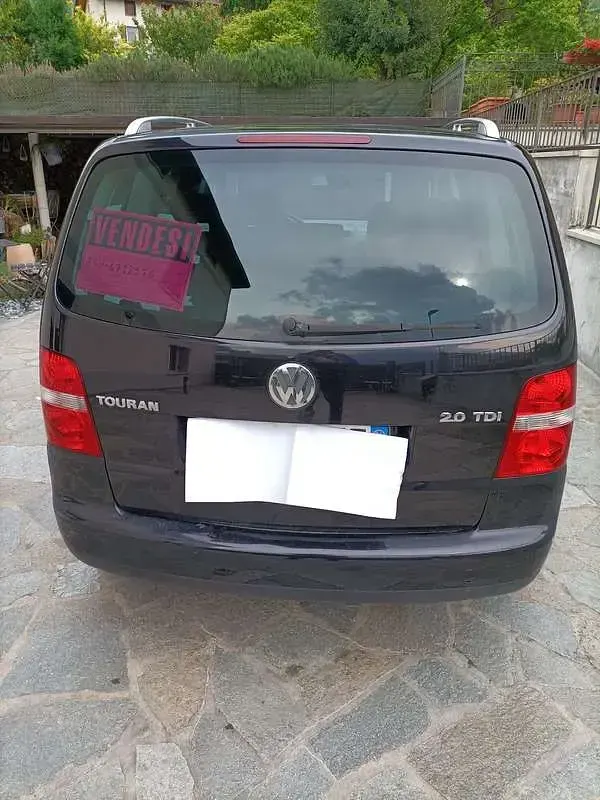 Käytetty VW Touran Highline 140 HP (102 kW) 2006 Tila-auto