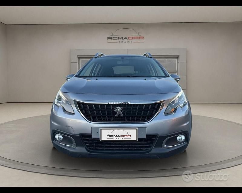 Usata Peugeot 2008 Signature Sky 110 CV (80 kW) 2019 Grigio SUV