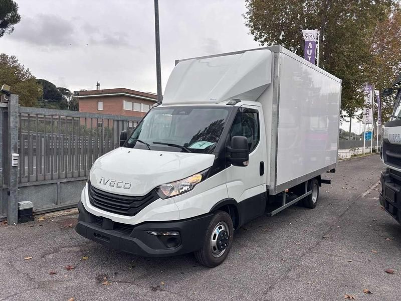 Nuova Iveco Daily 160 CV (117 kW) 2025 Bianco Furgone