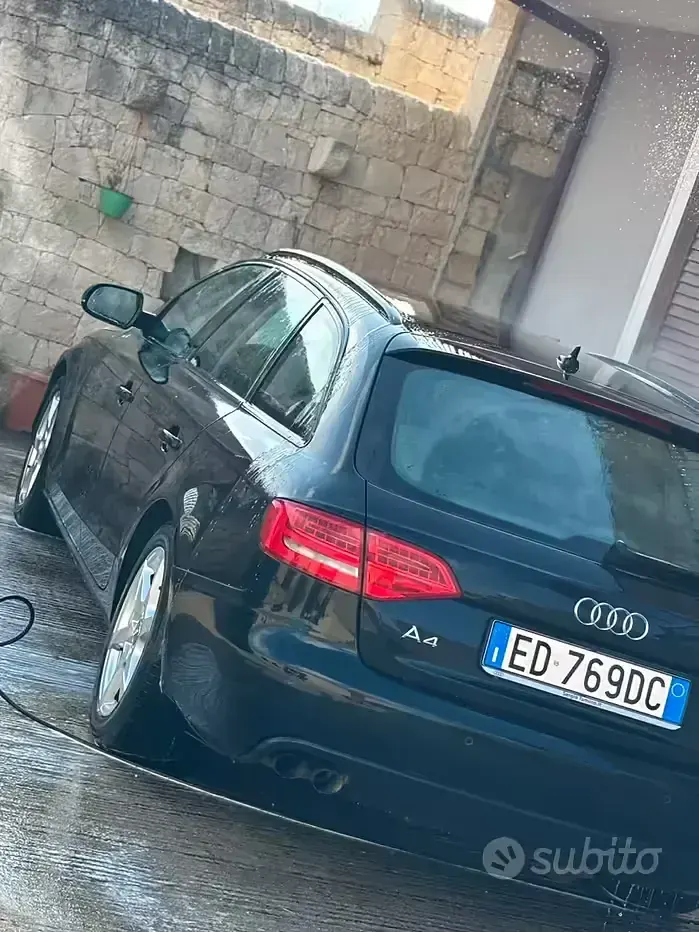 Usata Audi A4 143 CV (105 kW) 2010 Nero Station wagon