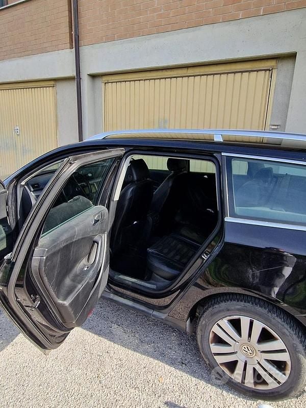 Usata VW Passat Highline 140 CV (102 kW) 2006 Nero Station wagon