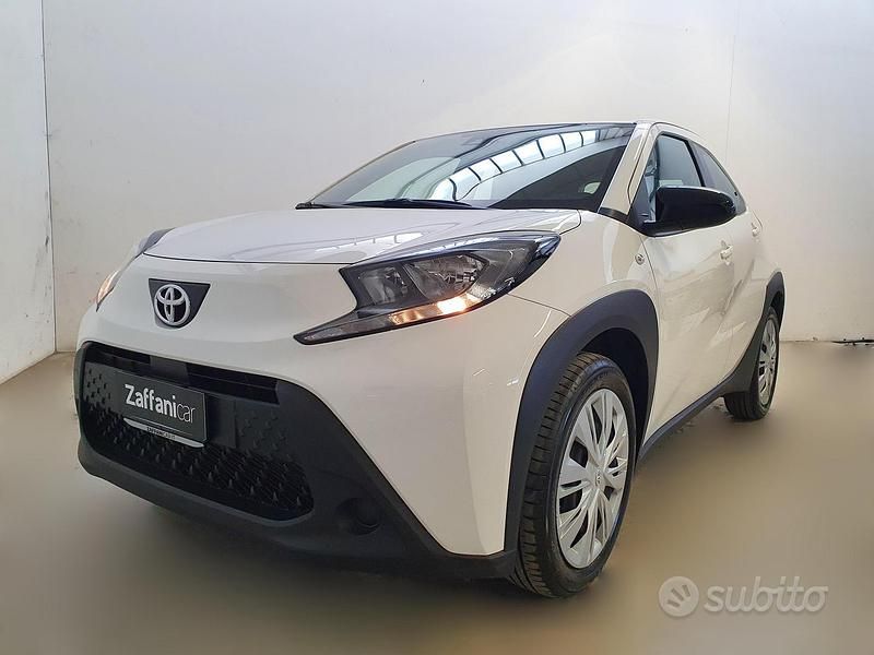 Usata Toyota Aygo X Active 72 CV (52 kW) 2024 Bianco SUV