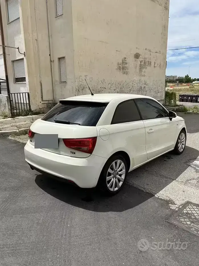 Usata Audi A1 S-Line 90 CV (66 kW) 2011 Bianco Utilitaria