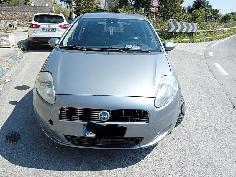 Usata Fiat Grande Punto 75 CV (55 kW) 2007 Utilitaria