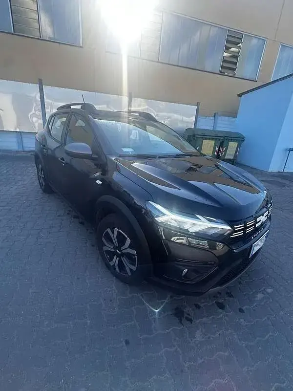 Usata Dacia Sandero Expression 101 CV (74 kW) 2023 Nero Berlina